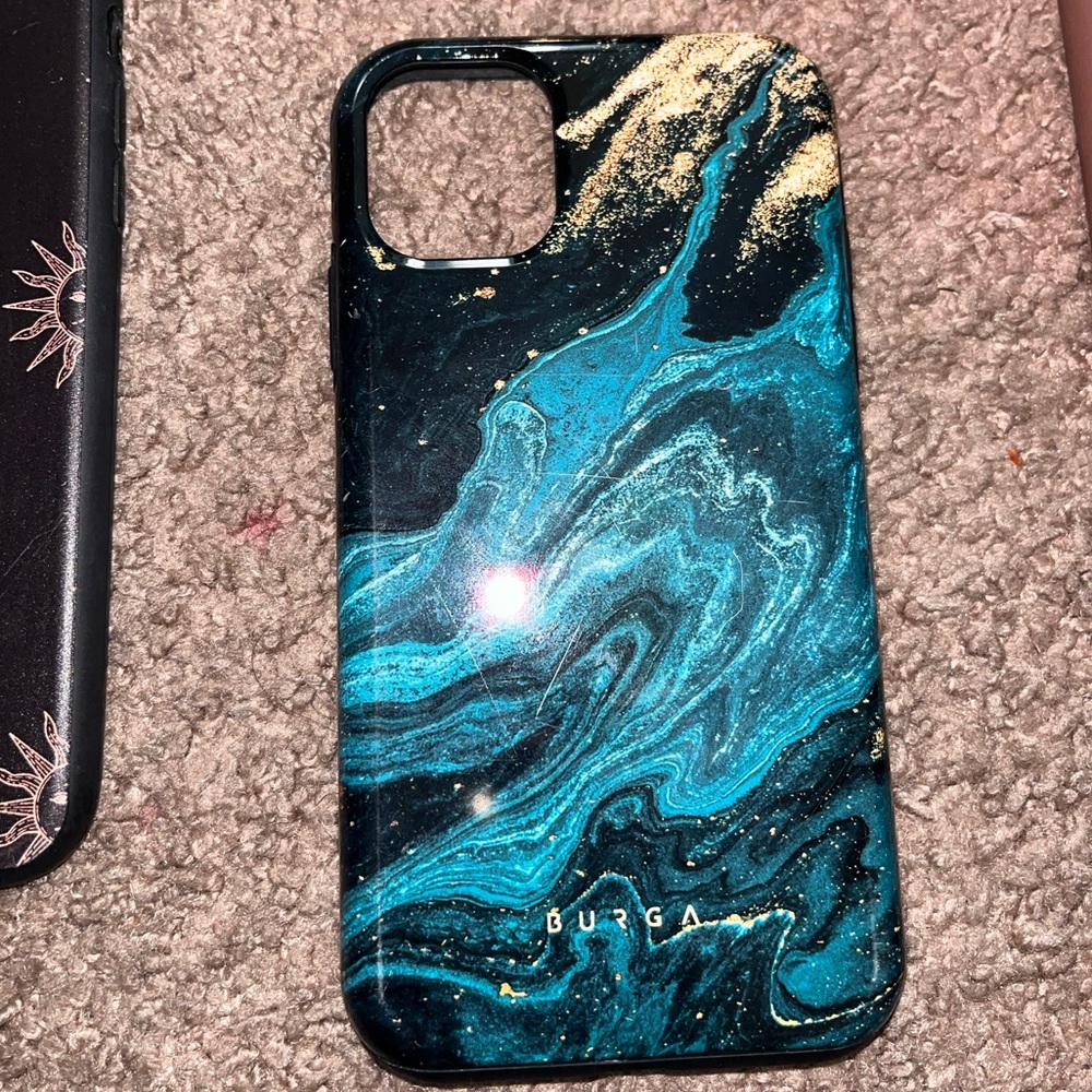 Burga iphone 13pro phone case